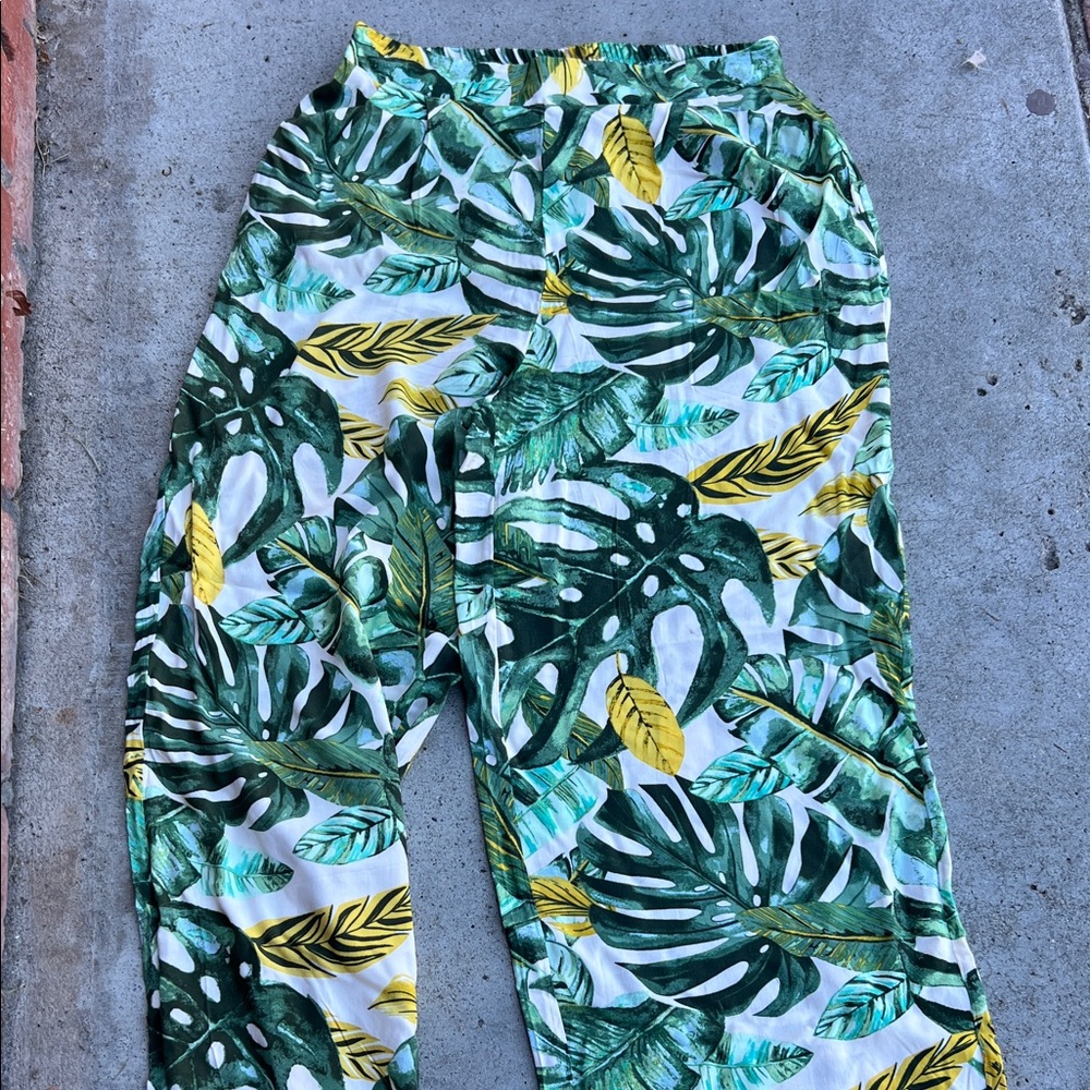 Sunburst Kiss Leaf Print Pants